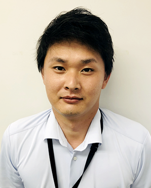 加藤　貴亮
